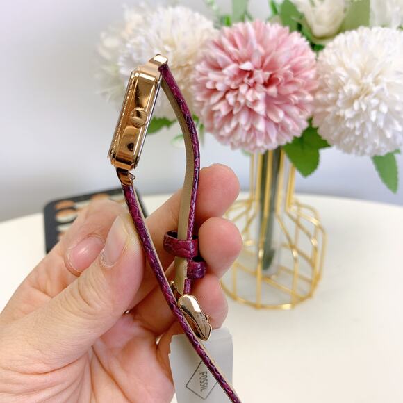 Fossil BQ3919 Colleen Three-Hand Red Leather Watch - Picture 6 of 8